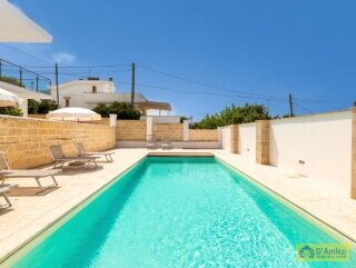 foto immobile Villa di Lusso con Piscina e Vista Mare a Santa Maria Di Leuca n. 4