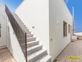 foto immobile Villa di Lusso con Piscina e Vista Mare a Santa Maria Di Leuca n. 41