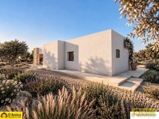 foto immobile Moderna Villa con piscina e Trullo a Carovigno n. 9